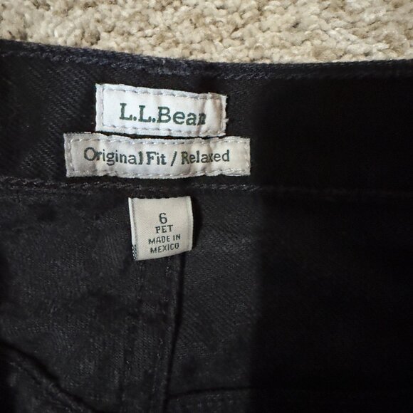 L.L. Bean Women's Straight Leg Jeans - Jet Black - Picture 4 of 8